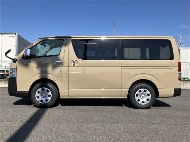 TOYOTA HIACE VAN 2WD 2026 Image 31