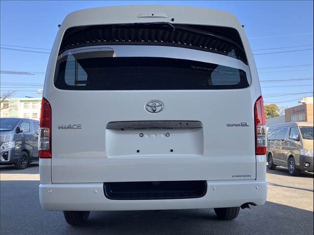 TOYOTA HIACE VAN 4WD 2026 Image 31