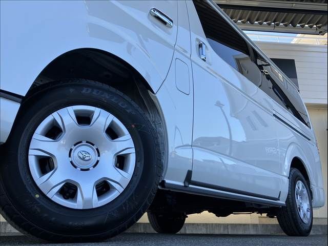 TOYOTA HIACE VAN 4WD 2026 Image 31