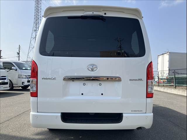 TOYOTA HIACE VAN 4WD 2022 Image 31