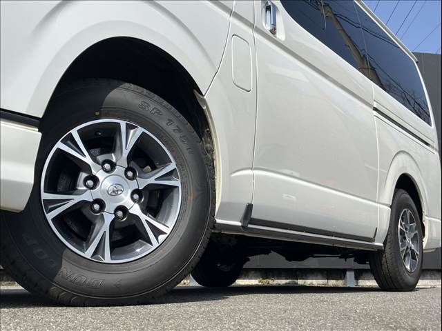 TOYOTA HIACE VAN 4WD 2022 Image 31