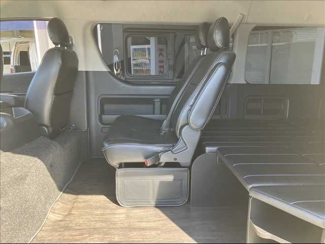 TOYOTA HIACE WAGON 2018 Image 31