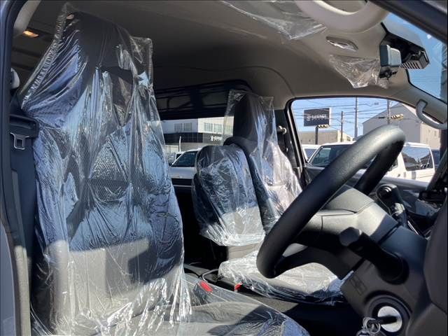 NISSAN CARAVAN VAN 2WD 2025 Image 31