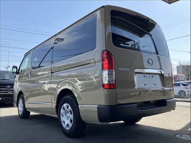 TOYOTA HIACE VAN 2WD 2026 Image 31