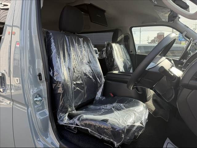 TOYOTA HIACE VAN 2WD 2026 Image 31