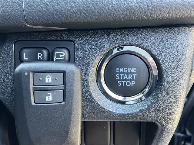 TOYOTA HIACE VAN 2WD 2026 Image 31