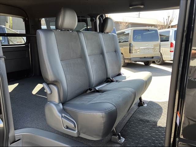 TOYOTA HIACE VAN 2WD 2026 Image 31