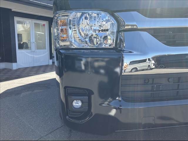 TOYOTA HIACE VAN 2WD 2026 Image 31