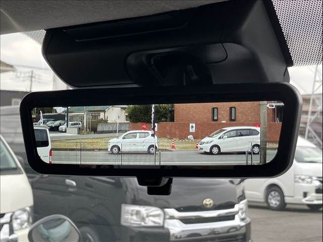 TOYOTA HIACE VAN 2WD 2026 Image 31