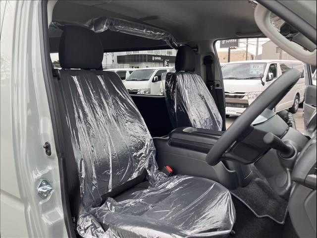 TOYOTA HIACE VAN 2WD 2026 Image 31