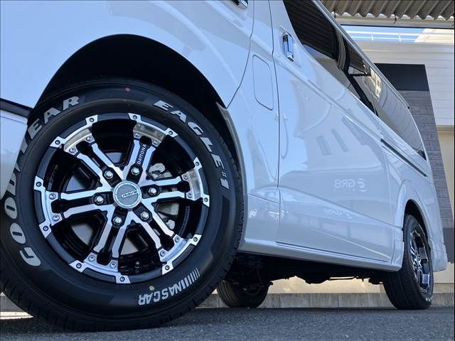 TOYOTA HIACE VAN 4WD 2022 Image 31