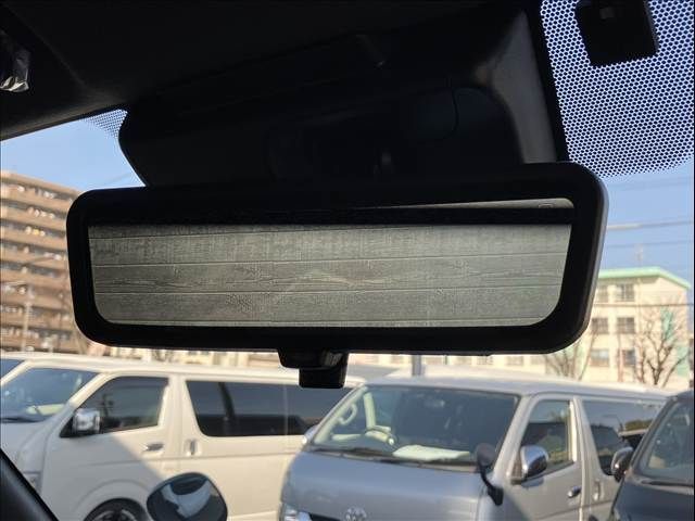 TOYOTA HIACE VAN 4WD 2026 Image 31