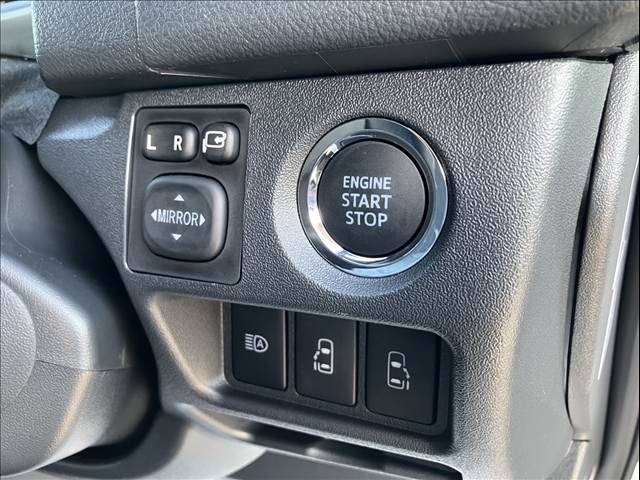 TOYOTA HIACE VAN 4WD 2026 Image 31