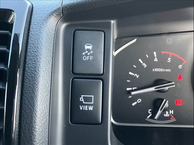 TOYOTA HIACE VAN 4WD 2026 Image 31