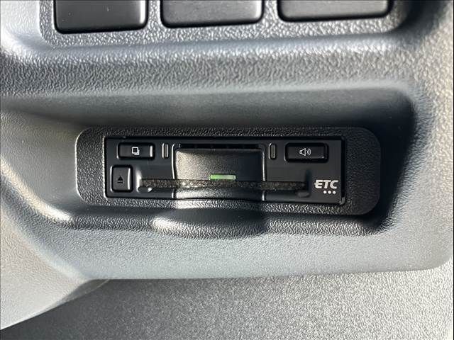 TOYOTA HIACE VAN 4WD 2026 Image 31