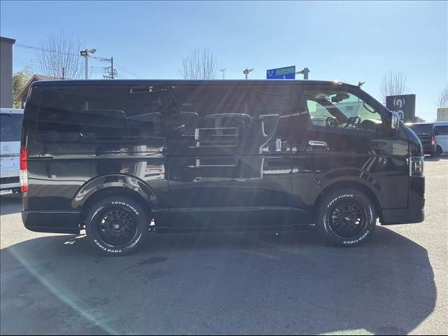 TOYOTA HIACE VAN 2WD 2025 Image 31