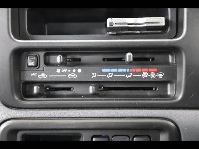 DAIHATSU HIJET CARGO 2017 Image 31