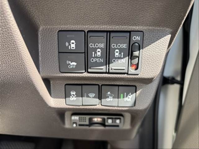 HONDA FREED HYBRID 2019 Image 31