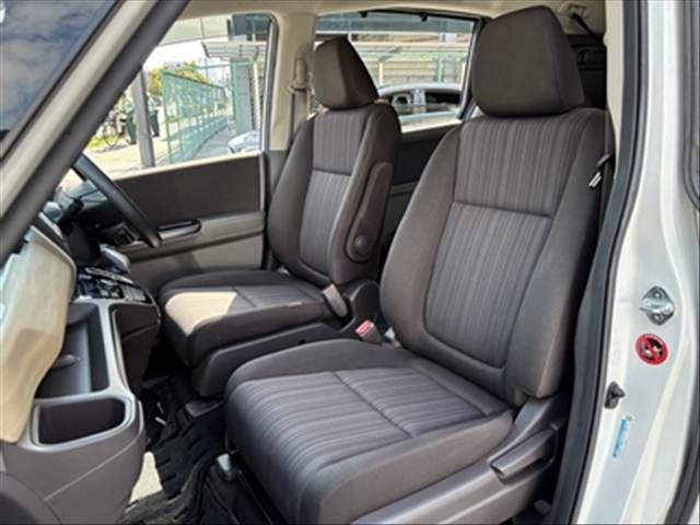 HONDA FREED HYBRID 2019 Image 31