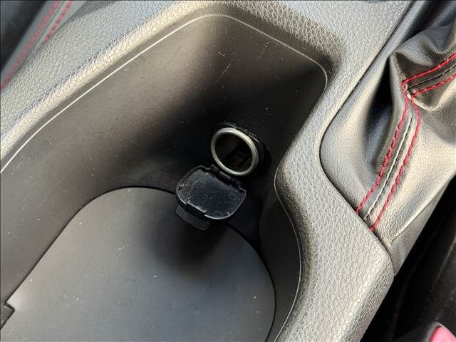 TOYOTA 86 2012 Image 31