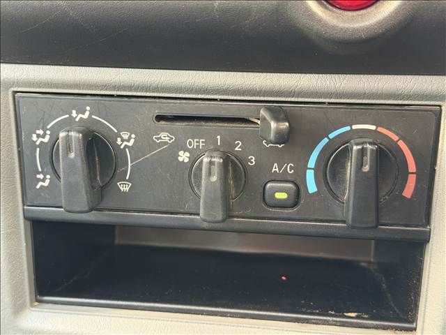 MITSUBISHI MINICAB TRUCK 4WD 2012 Image 31