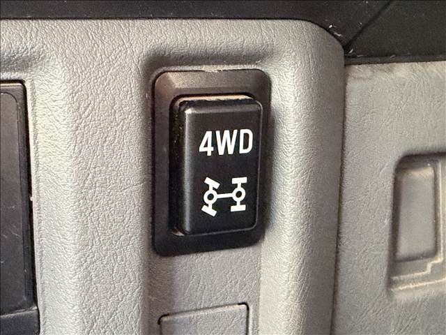 MITSUBISHI MINICAB TRUCK 4WD 2012 Image 31