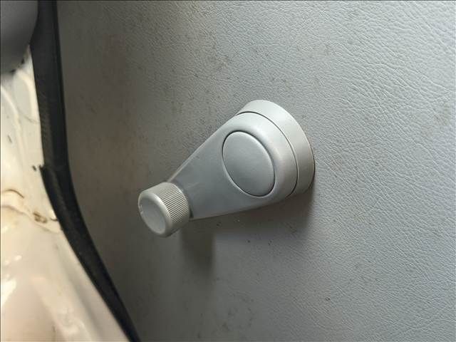 MITSUBISHI MINICAB TRUCK 4WD 2012 Image 31