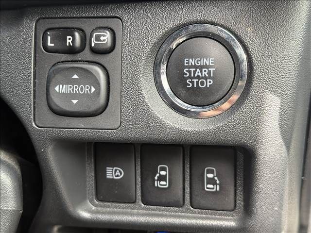 TOYOTA HIACE VAN 4WD 2023 Image 31