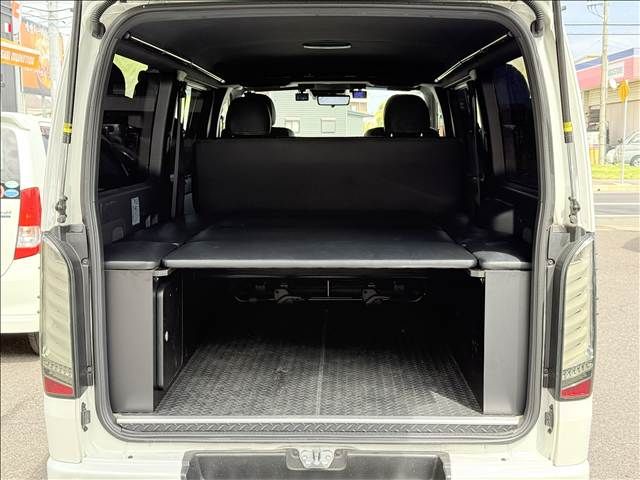 TOYOTA HIACE VAN 4WD 2023 Image 31