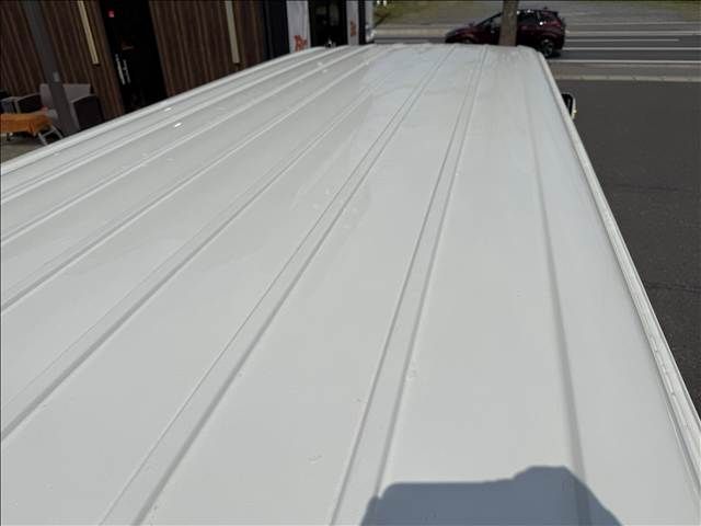 TOYOTA HIACE VAN 4WD 2023 Image 31