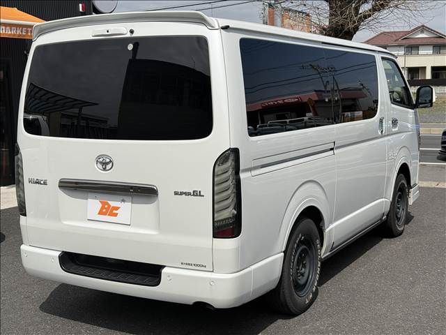 TOYOTA HIACE VAN 4WD 2023 Image 31