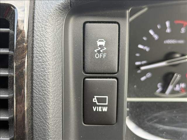 TOYOTA HIACE VAN 4WD 2023 Image 31