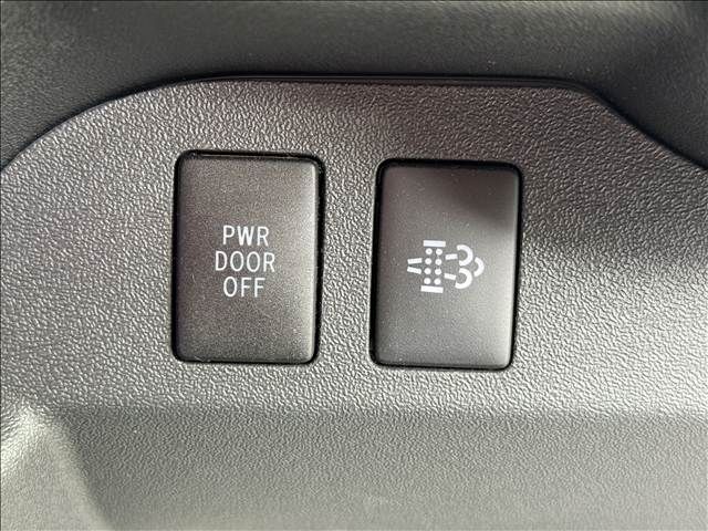 TOYOTA HIACE VAN 4WD 2023 Image 31