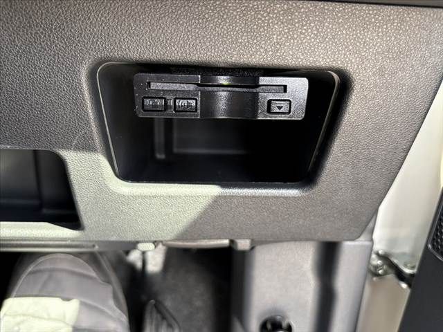 DAIHATSU WAKE 2018 Image 31