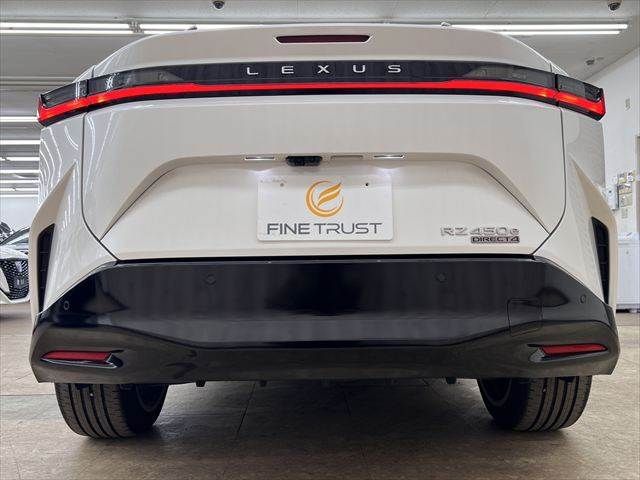 TOYOTA LEXUS RZ450E 2023 Image 31