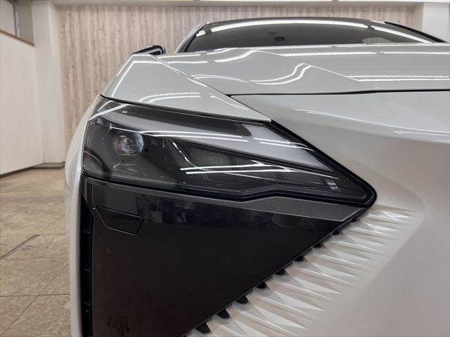 TOYOTA LEXUS RZ450E 2023 Image 31