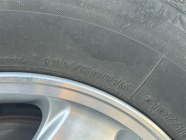 NISSAN NV350 CARAVAN 2015 Image 31