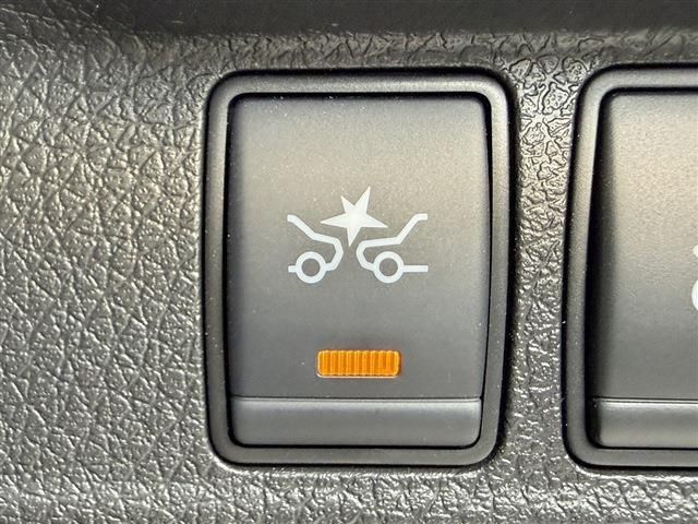 NISSAN NV350 CARAVAN 4WD 2022 Image 31