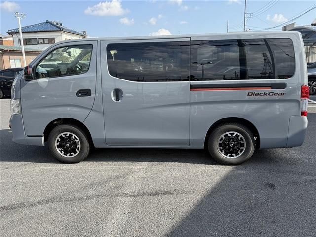 NISSAN NV350 CARAVAN 4WD 2022 Image 31