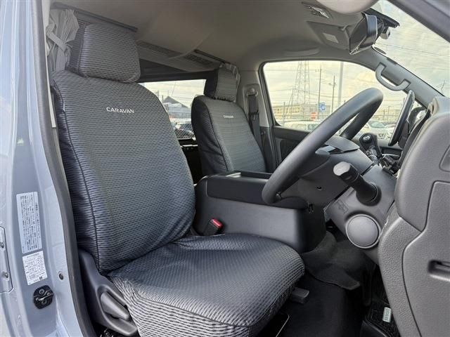 NISSAN NV350 CARAVAN 4WD 2022 Image 31