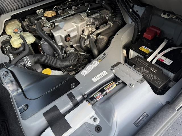 NISSAN NV350 CARAVAN 4WD 2022 Image 31