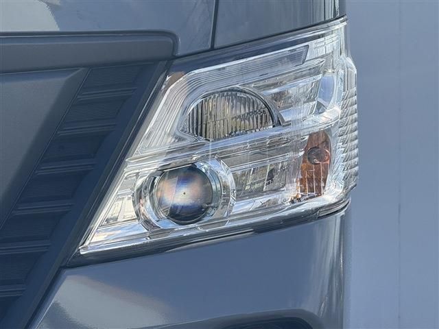 NISSAN NV350 CARAVAN 4WD 2022 Image 31