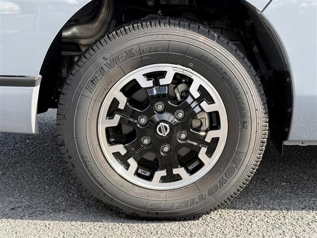 NISSAN NV350 CARAVAN 4WD 2022 Image 31