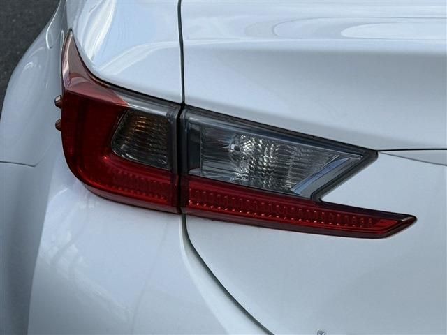 TOYOTA LEXUS RC350 2015 Image 31