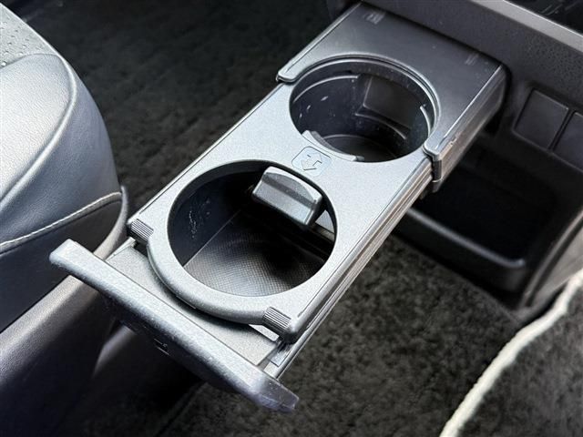 TOYOTA VOXY 2021 Image 31