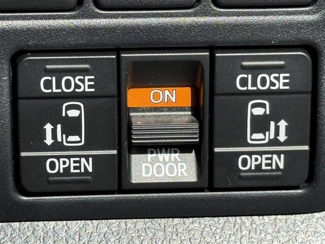 TOYOTA VOXY 2021 Image 31