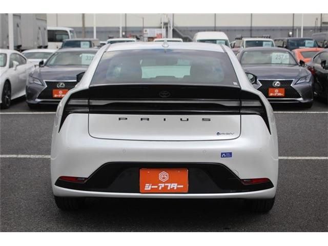 TOYOTA PRIUS PHV 2024 Image 31