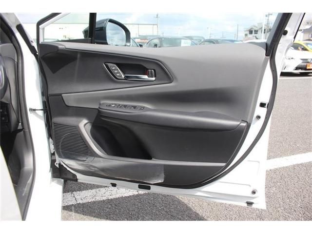 TOYOTA PRIUS PHV 2024 Image 31