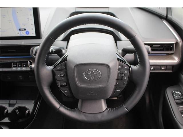 TOYOTA PRIUS PHV 2024 Image 31