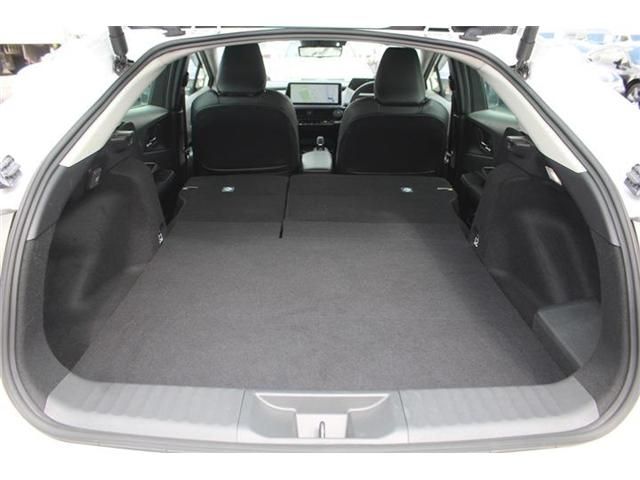 TOYOTA PRIUS PHV 2024 Image 31